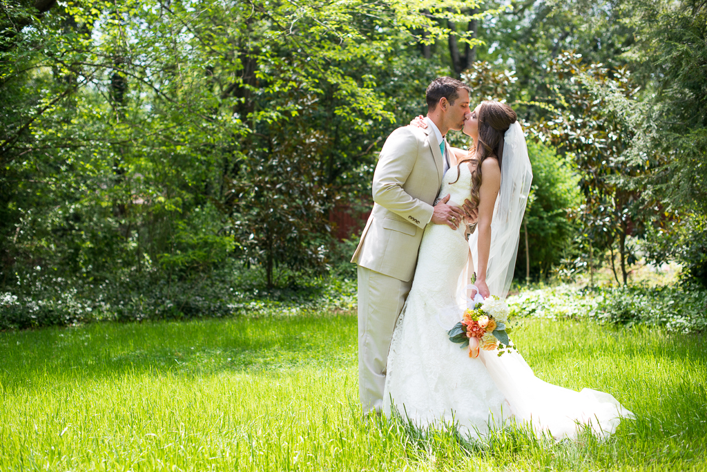 Backyard-Spring-Wedding-142