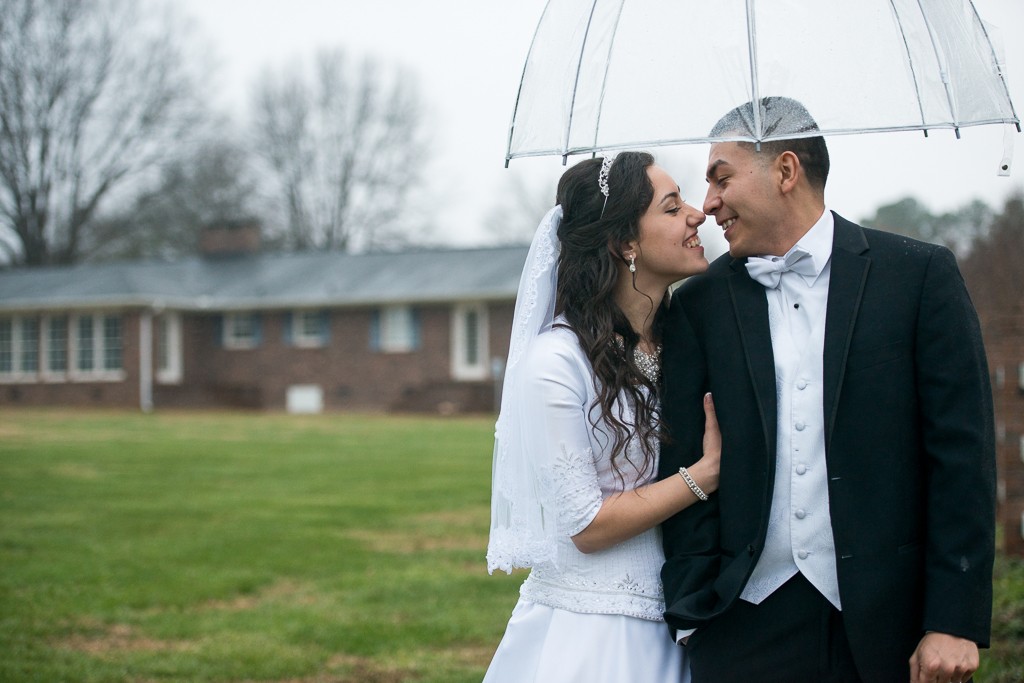 Rainy-Winter-Wedding-Photos-168