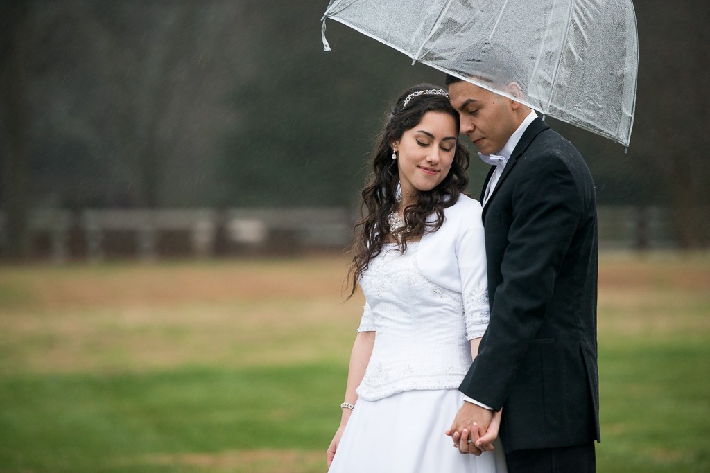 Rainy-Winter-Wedding-Photos-169