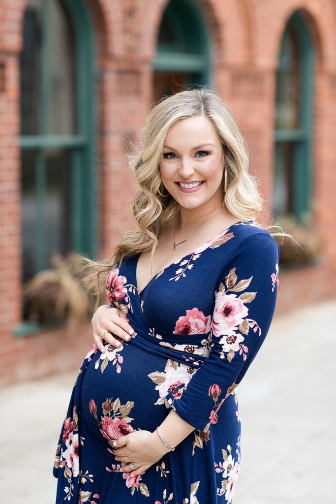 downtown-Greenville-maternity-photos-107-2
